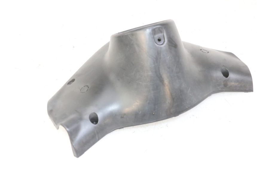 photo de COUVRE GUIDON ARRIERE YAMAHA JOG R 50 (2004 - 2014) - Détail de la pièce