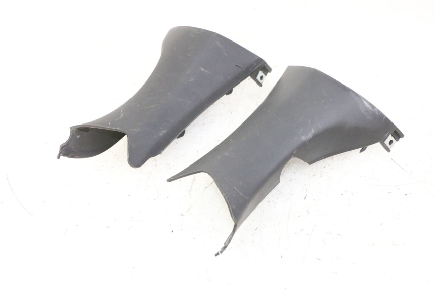 photo de COUVRE GUIDON ARRIERE SYM JOYMAX 125 (2010 - 2017) - Zoom état d’usage