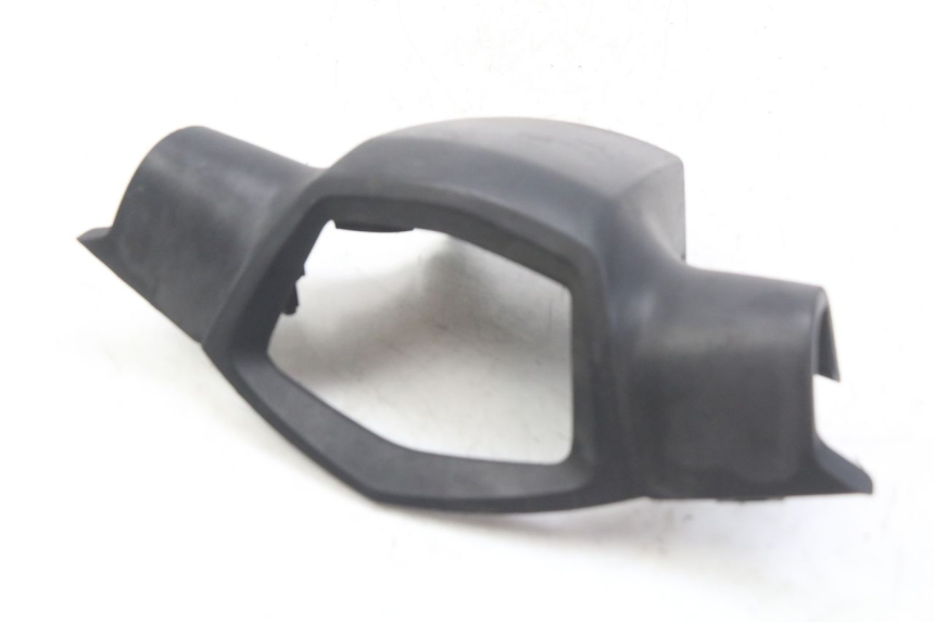 photo de COUVRE GUIDON ARRIERE PEUGEOT KISBEE 2T 50 (2010 - 2017) - Autre angle de vue