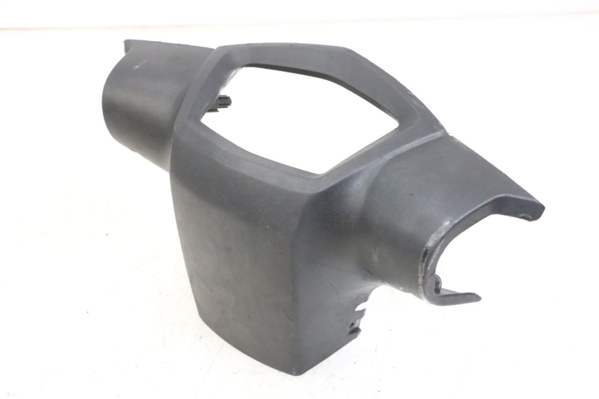 photo de COUVRE GUIDON ARRIERE PEUGEOT KISBEE 2T 50 (2018 - 2022) - Zoom état d’usage