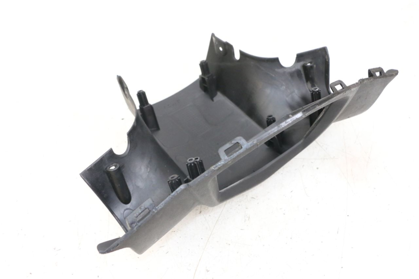 photo de COUVRE GUIDON ARRIERE PEUGEOT KISBEE 2T 50 (2018 - 2022) - Vue d’ensemble