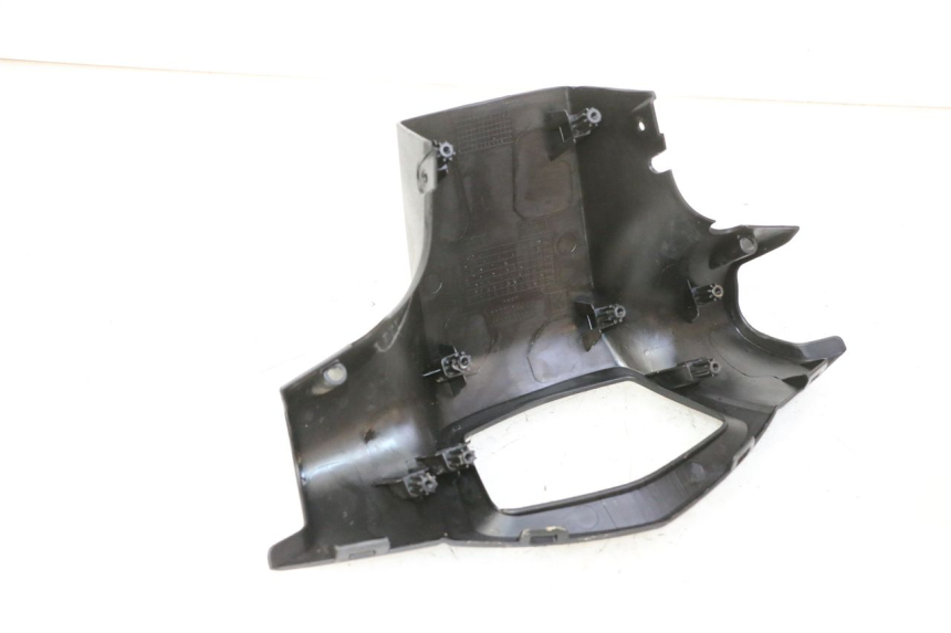 photo de COUVRE GUIDON ARRIERE PEUGEOT KISBEE 2T 50 (2010 - 2017) - Détail de la pièce