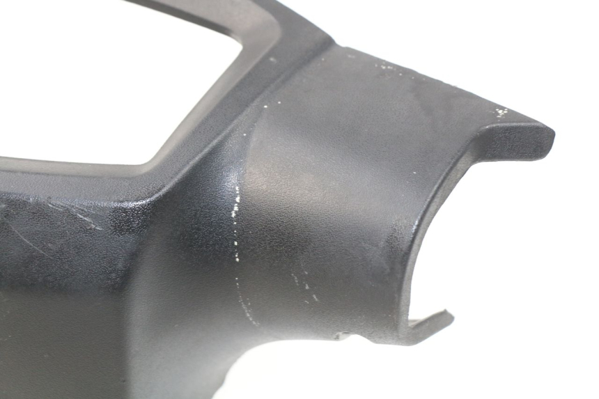 photo de COUVRE GUIDON ARRIERE PEUGEOT KISBEE 4T 50 (2018 - 2022) - Zoom état d’usage