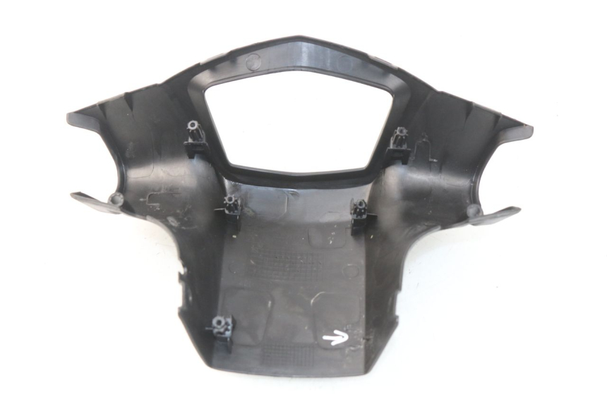 photo de COUVRE GUIDON ARRIERE PEUGEOT KISBEE 4T 50 (2018 - 2022) - Points de fixation