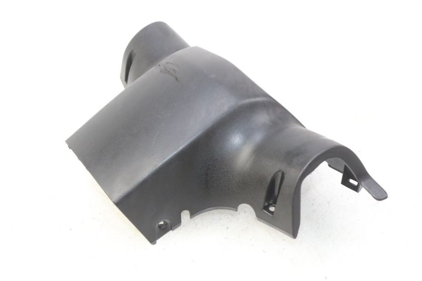 photo de COUVRE GUIDON ARRIERE PEUGEOT KISBEE 4T 50 (2018 - 2022) - Autre angle de vue