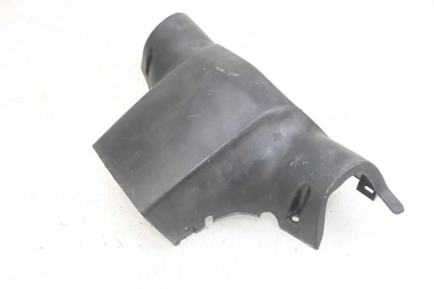 photo de COUVRE GUIDON ARRIERE PEUGEOT KISBEE 4T 50 (2010 - 2017) - Détail de la pièce