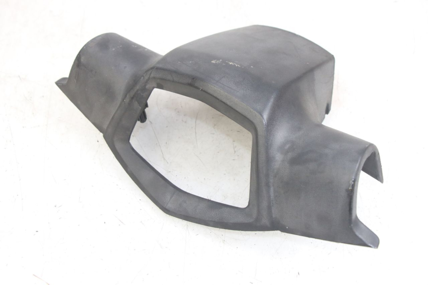 photo de COUVRE GUIDON ARRIERE PEUGEOT KISBEE 4T 50 (2010 - 2017) - Autre angle de vue