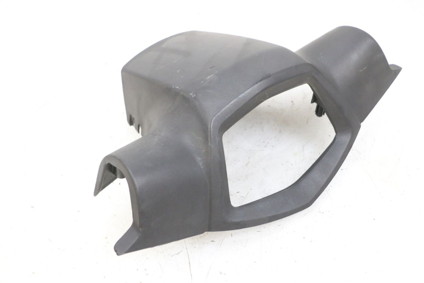 photo de COUVRE GUIDON ARRIERE PEUGEOT KISBEE 4T 50 (2010 - 2017) - Détail de la pièce