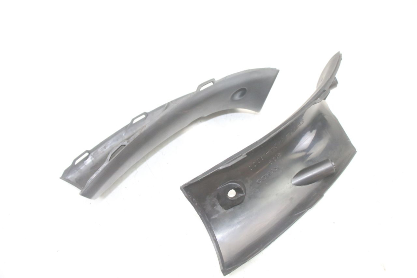 photo de COUVRE GUIDON ARRIERE KYMCO GRAND DINK 125 (2008 - 2014) - Autre angle de vue