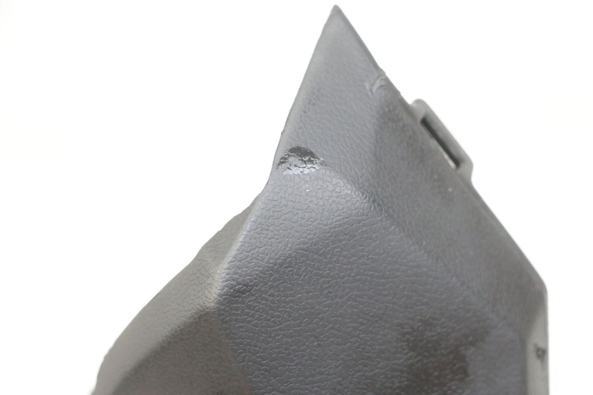 photo de COUVRE GUIDON ARRIERE KYMCO X-TOWN XTOWN 125 (2016 - 2021) - Détail de la pièce