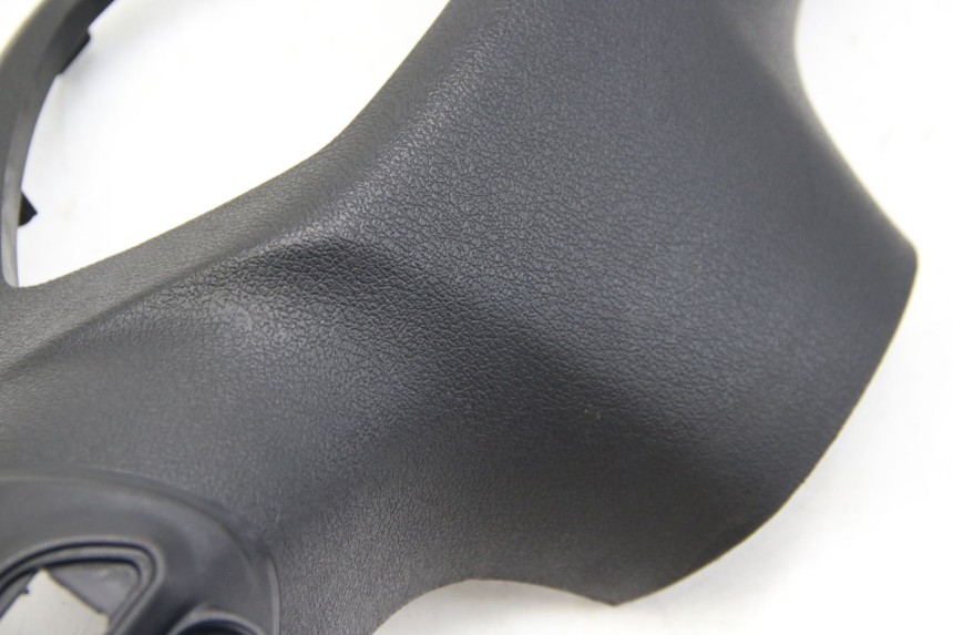 photo de COUVRE GUIDON ARRIERE PIAGGIO LIBERTY IGET 4T 50 (2015 - 2020) - Points de fixation