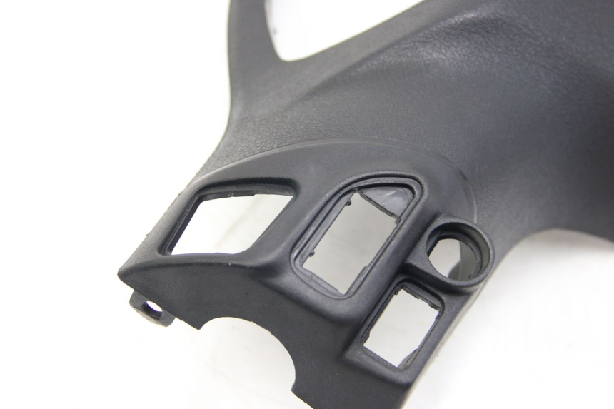 photo de COUVRE GUIDON ARRIERE PIAGGIO LIBERTY IGET 4T 50 (2015 - 2020) - État de surface