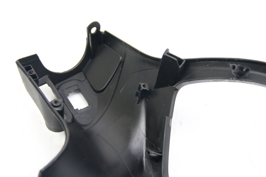 photo de COUVRE GUIDON ARRIERE PIAGGIO LIBERTY IGET 4T 50 (2015 - 2020) - Pièce contrôlée