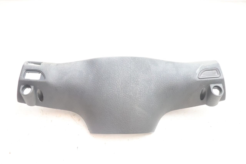 photo de COUVRE GUIDON ARRIERE PIAGGIO LIBERTY 125 (1998 - 2008) - Autre angle de vue