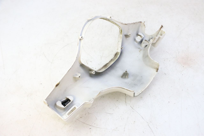 photo de COUVRE GUIDON ARRIERE PIAGGIO LXV 4T 50 (2009 - 2013) - Autre angle de vue