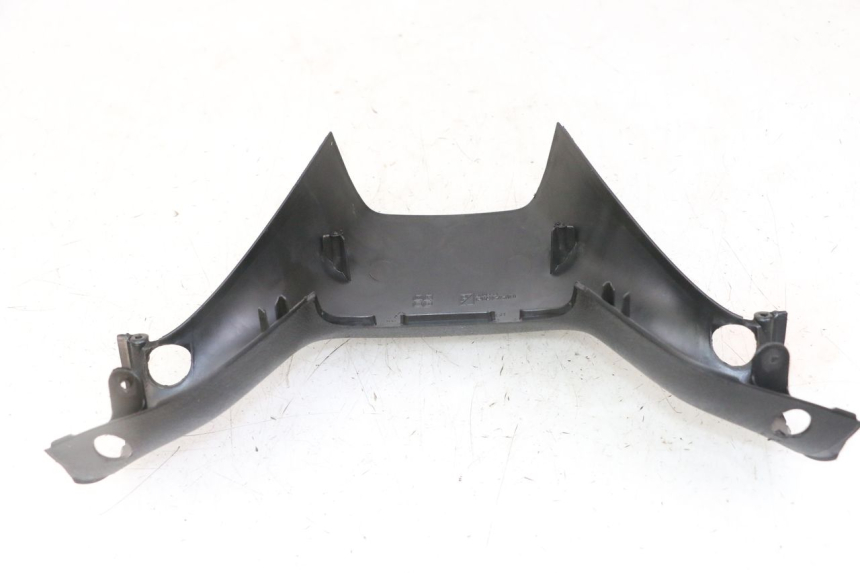 photo de COUVRE GUIDON ARRIERE PIAGGIO MP3 500 (2011 - 2015) - Autre angle de vue