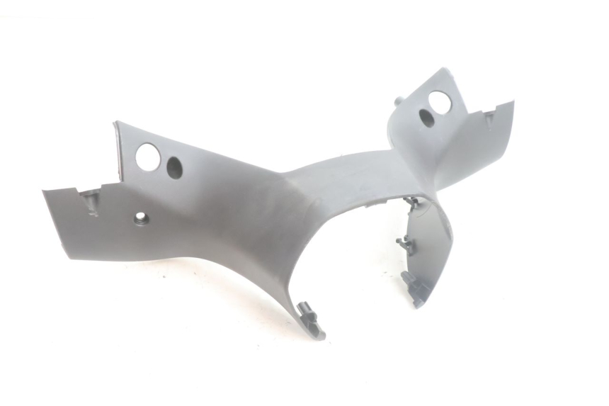 photo de COUVRE GUIDON ARRIERE PIAGGIO MP3 500 (2016 - 2018) - Autre angle de vue