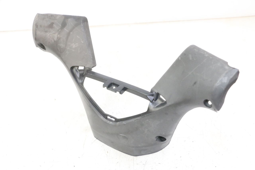 photo de COUVRE GUIDON ARRIERE GILERA NEXUS 125 (2009 - 2013) - Détail de la pièce