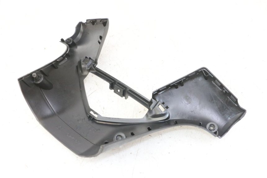 photo de COUVRE GUIDON ARRIERE GILERA NEXUS 125 (2009 - 2013) - Vue d’ensemble