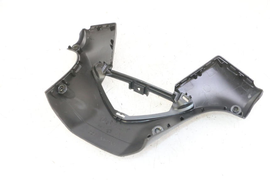 photo de COUVRE GUIDON ARRIERE GILERA NEXUS 125 (2009 - 2013) - Autre angle de vue