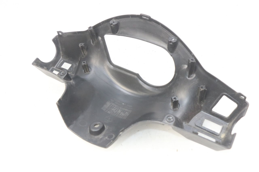 photo de COUVRE GUIDON ARRIERE SYM ORBIT 2 2T 50 (2008 - 2018) - Zoom état d’usage