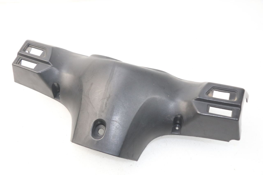 photo de COUVRE GUIDON ARRIERE SYM ORBIT 2 4T 50 (2008 - 2017) - Détail de la pièce