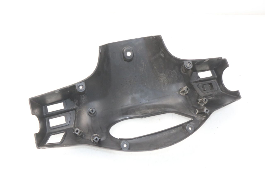 photo de COUVRE GUIDON ARRIERE SYM ORBIT 2 4T 50 (2008 - 2017) - Détail de la pièce