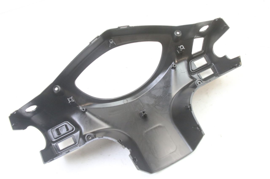 photo de COUVRE GUIDON ARRIERE SYM ORBIT III 3 4T 50 (2021 - 2025) - Autre angle de vue