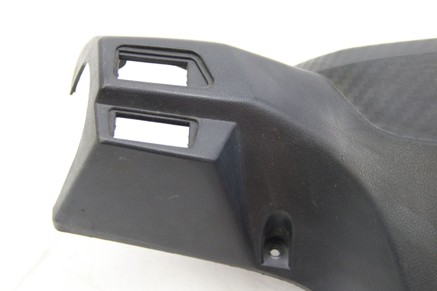 photo de COUVRE GUIDON ARRIERE RED ELECTRIC RED E PRO 1 (2017 - 2019) - État de surface