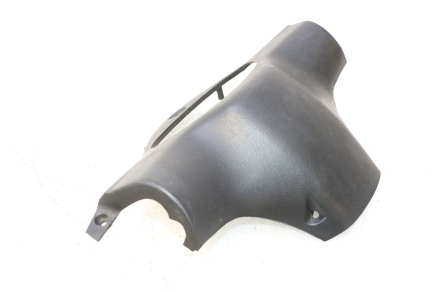 photo de COUVRE GUIDON ARRIERE YIYING RETRO 125 (2008 - 2018) - Gros plan technique