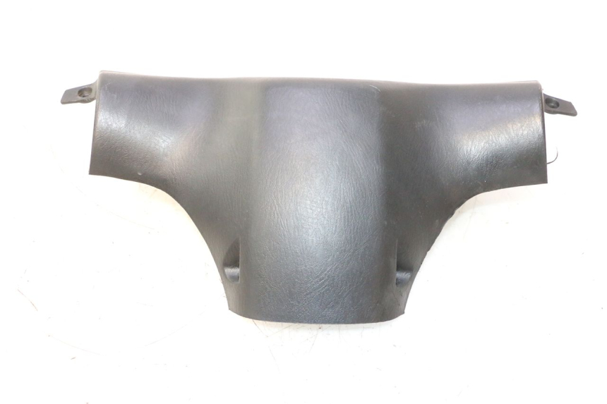 photo de COUVRE GUIDON ARRIERE YIYING RETRO 125 (2008 - 2018) - Vue d’ensemble