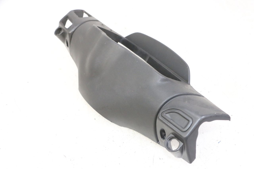 photo de COUVRE GUIDON ARRIERE GILERA RUNNER SL 50 (2006 - 2009) - Marquages et références