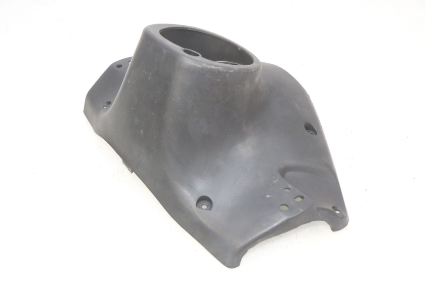 photo de COUVRE GUIDON ARRIERE KEEWAY RY6 2T 50 (2011 - 2019) - Détail de la pièce