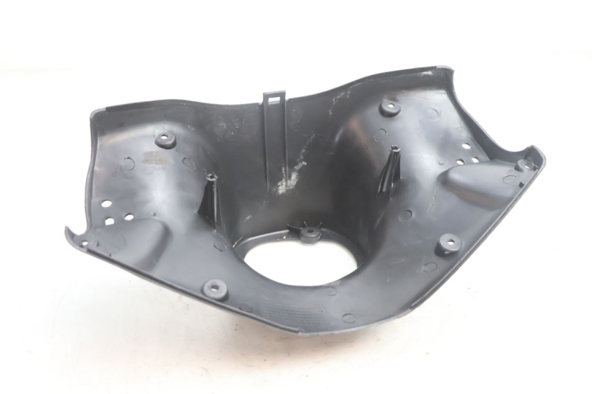 photo de COUVRE GUIDON ARRIERE KEEWAY RY6 2T 50 (2011 - 2019) - Détail de la pièce