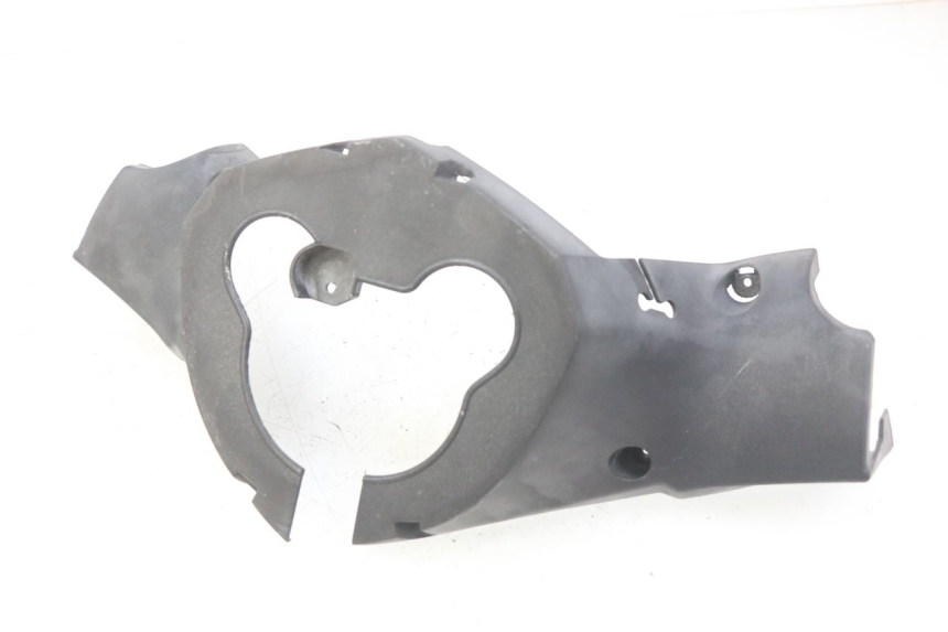 photo de COUVRE GUIDON ARRIERE PEUGEOT SATELIS COMPRESSOR K15 125 (2006 - 2009) - Zoom état d’usage