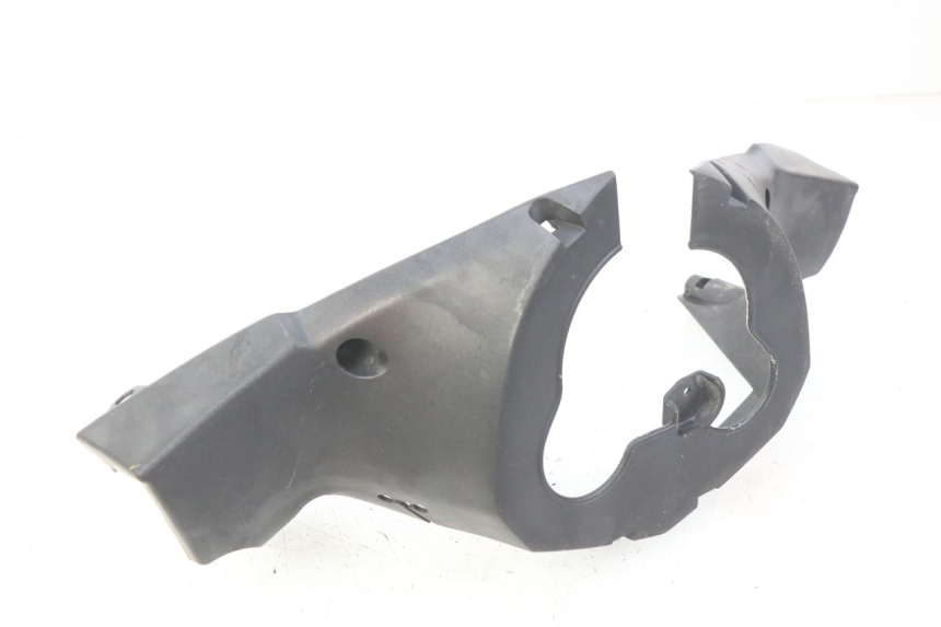 photo de COUVRE GUIDON ARRIERE PEUGEOT SATELIS COMPRESSOR K15 125 (2006 - 2009) - Autre angle de vue