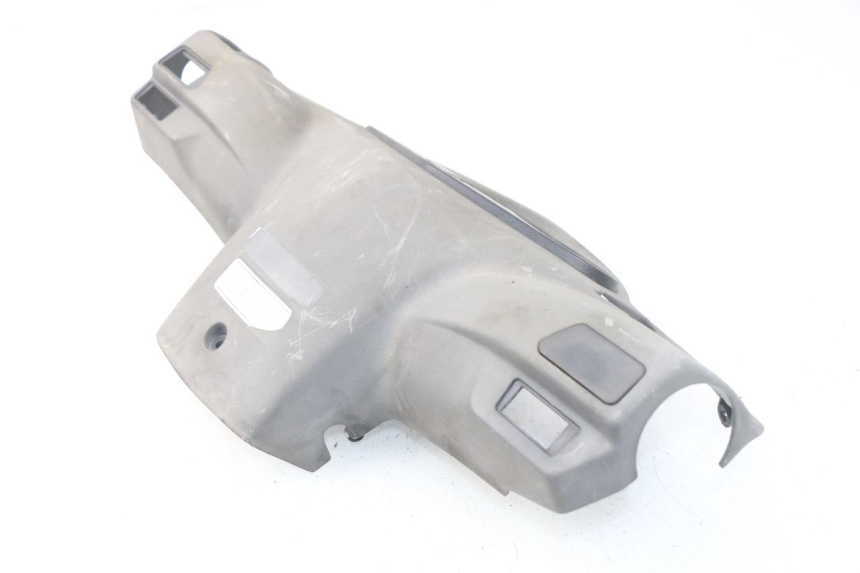 photo de COUVRE GUIDON ARRIERE HONDA SES DYLAN 125 (2002 - 2006) - Autre angle de vue