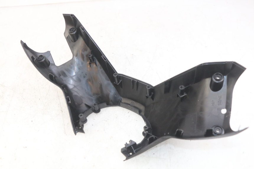 photo de COUVRE GUIDON ARRIERE MBK SKYCRUISER 125 (2010 - 2013) - Zoom état d’usage