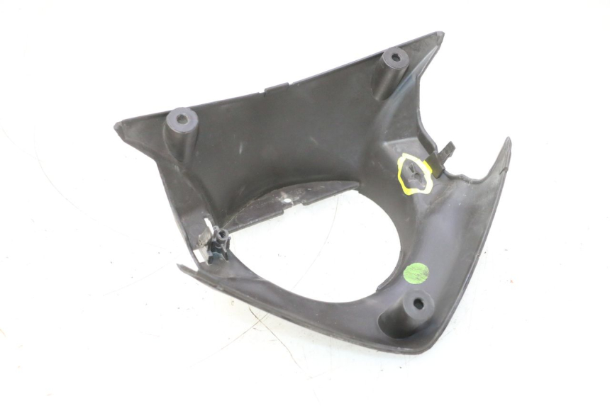 photo de COUVRE GUIDON ARRIERE YAMAHA SLIDER 50 (1999 - 2004) - Points de fixation