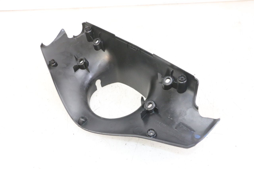 photo de COUVRE GUIDON ARRIERE PEUGEOT SPEEDFIGHT 2 LC 50 (2000 - 2009) - Zoom état d’usage