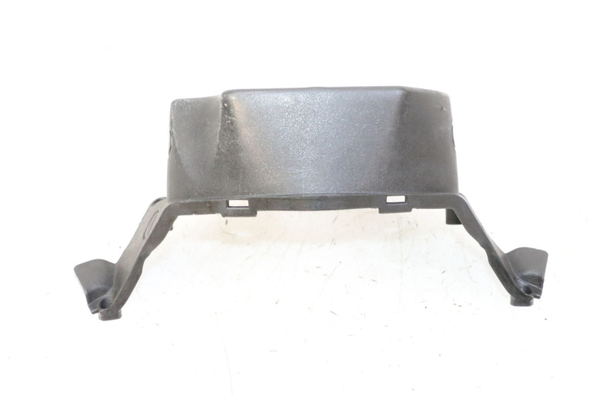 photo de COUVRE GUIDON ARRIERE APRILIA SR R 2T LC 50 (2018 - 2021) - Détail de la pièce