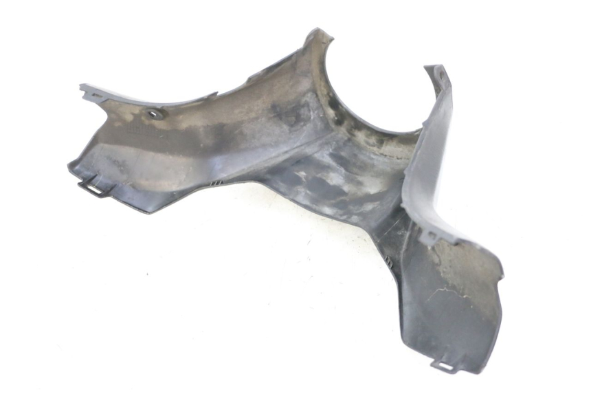 photo de COUVRE GUIDON ARRIERE SUZUKI BURGMAN 125 (2015 - 2017) - Autre angle de vue