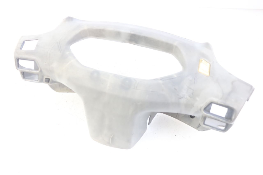 photo de COUVRE GUIDON ARRIERE PEUGEOT SV 125 (1991 - 1994) - Gros plan technique