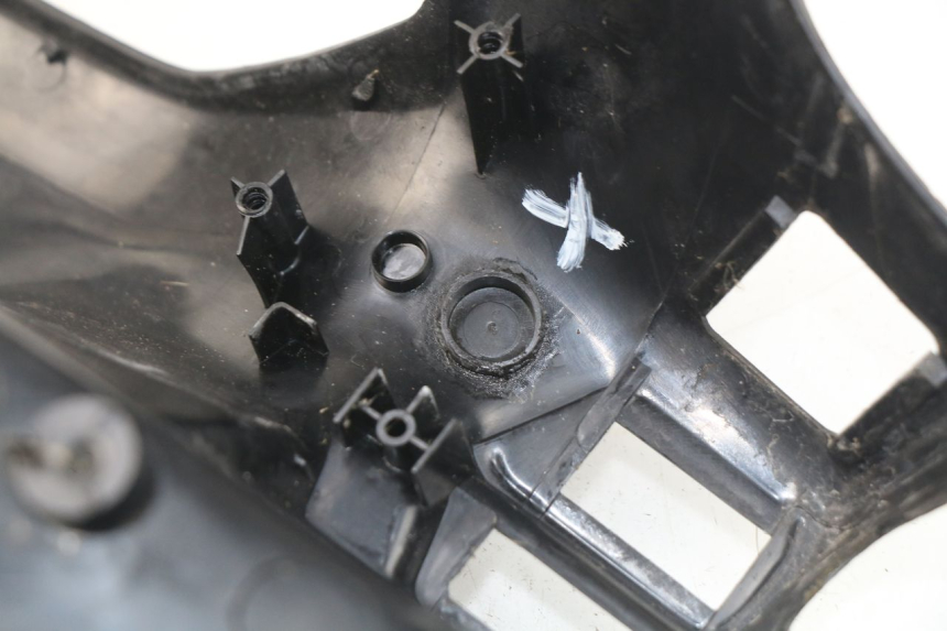 photo de COUVRE GUIDON ARRIERE PEUGEOT SV 80 (1993 - 1997) - Vue d’ensemble