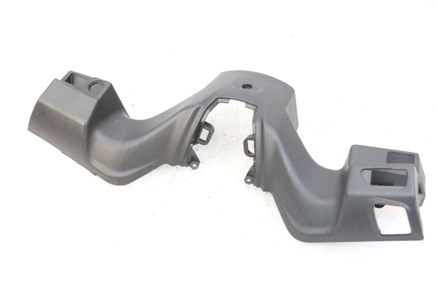 photo de COUVRE GUIDON ARRIERE APRILIA SXR 50 (2021 - 2023) - Zoom état d’usage