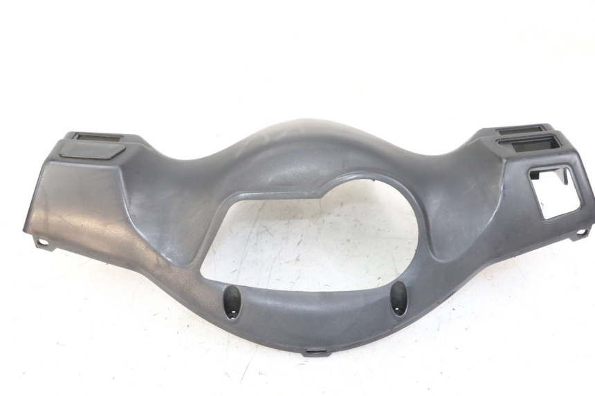 photo de COUVRE GUIDON ARRIERE SYM ORBIT 2 4T 50 (2018 - 2022) - Autre angle de vue