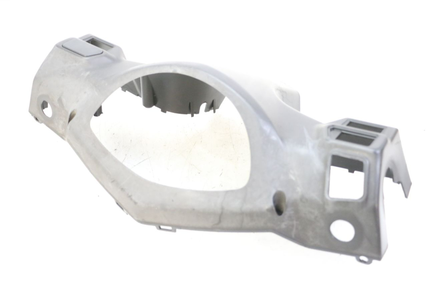 photo de COUVRE GUIDON ARRIERE SYM ORBIT III 3 4T 50 (2018 - 2021) - Autre angle de vue