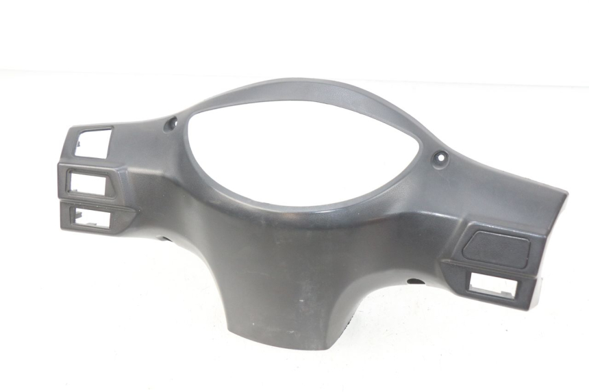 photo de COUVRE GUIDON ARRIERE PEUGEOT TWEET 4T 50 (2018 - 2022) - Gros plan technique