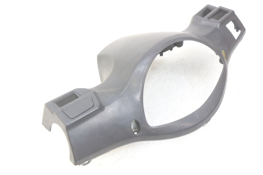 photo de COUVRE GUIDON ARRIERE PEUGEOT TWEET 4T 50 (2010 - 2014) - Gros plan technique