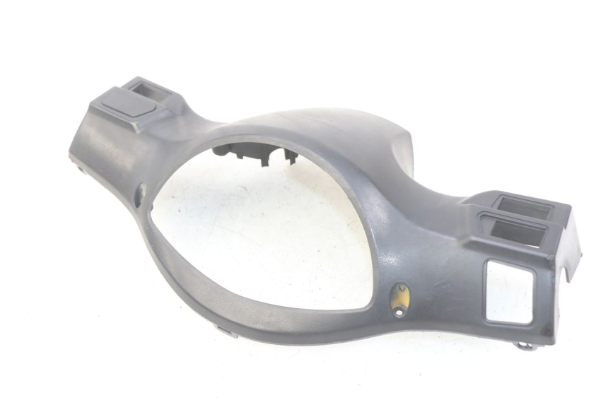 photo de COUVRE GUIDON ARRIERE PEUGEOT TWEET 4T 50 (2010 - 2014) - Vue d’ensemble
